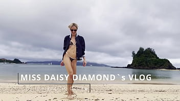 Natural beach walk and enjoy sfw