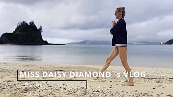 Natural beach walk and enjoy sfw