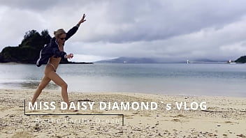 Natural beach walk and enjoy sfw