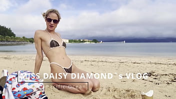 Natural beach walk and enjoy sfw