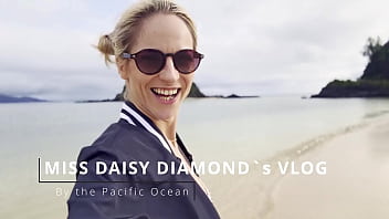 Natural beach walk and enjoy sfw