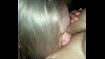 Kamila ráda líže hluboko