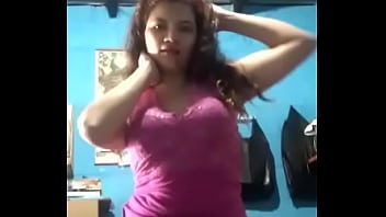 Como se mueve la perra xq desea vergas en su vagina