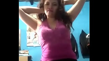 Como se mueve la perra xq desea vergas en su vagina