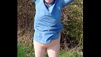 Erwischt Beim Striptease In Strumpfhose thumbnail