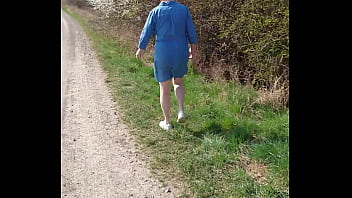 Erwischt beim striptease in strumpfhose