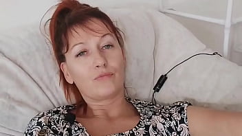 The vibrator ran out of power but i satisfied myself with my finger and had an orgasm