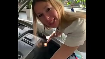 Лиса рулит попка