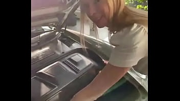 Лиса рулит попка