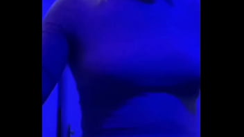 Te correras viendo mis tetas rebotar