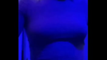 Te correras viendo mis tetas rebotar Te correras viendo mis tetas rebotar
