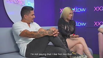 Vane medina latina big booty comes on the podcast to talk and ends up fucking and moaning with a stranger Vane medina latina big booty comes on the podcast to talk and ends up fucking and moaning with a stranger