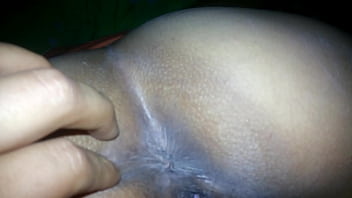 Con mi esposita revisando el culo