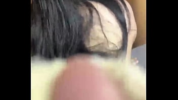 Bercinta sambil melihat keluar jendela takut suaminya datang