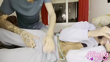 A vizinha chegou do rolê doidona querendo me dar logo comi no pelo