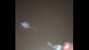 Gozei gostoso na bancada