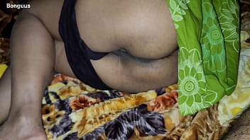 Beautiful housewife hot sex with brother in law and got cum in pussy