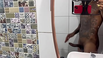 Dei a bucetinha pro mc brinquedo e pro segurança dele no pelo