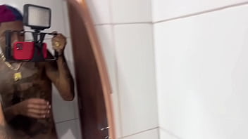 Dei a bucetinha pro mc brinquedo e pro segurança dele no pelo