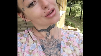 Une grande nouvelle pour vous mes fans avec qui d après vous dimanche je