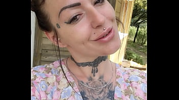 Une grande nouvelle pour vous mes fans avec qui d après vous dimanche je