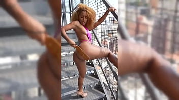 Rebeca villar linda sexy e cheia de charme #hotgirl #braziliangirl #sexgirl#blackprincessrebecavillarxxx