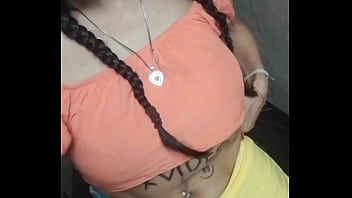 Latina nueva en xvideos