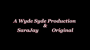 Sara jay shakes that cougar ass & dildo fucks her mature twat