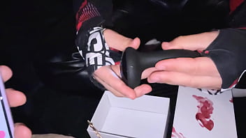 Gracias a este plug anal mi culo se abre fácil y vivo el mejor sexo anal de mi vida