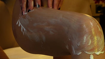 The lotion just kissing me softly