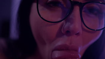 Dissolute milf gives blowjob her husband's