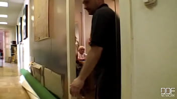 Backstage booty bounce