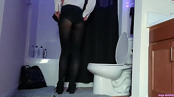 School girl yuno gasai peeing voyeur sage eldritch