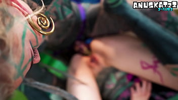 Inexperienced tattooed hippie girl gets anal lesson from alternative pornstar