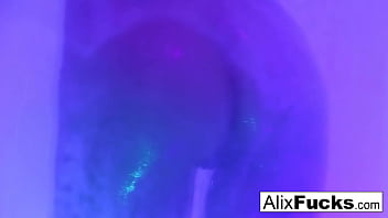 Blonde hottie gets wet