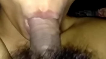 ลีลาการอมควยของนักศึกษาสาวสวย