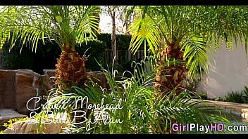 Lesbians in heat 0475