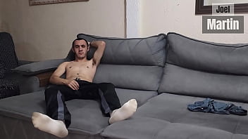 Macho Safado Chegou Do Trabalho E Socou Gostoso No Brinquedinho thumbnail