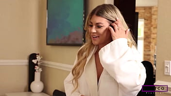 Hotties brittany andrews and kayla kayden have fun with a strap on