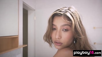 Bombastic all natural beauty introduces her amazing tits