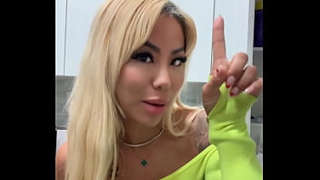 Hey everyone it’s victoria liu i will be at playhouse on friday april 25th tables are selling out fast contact