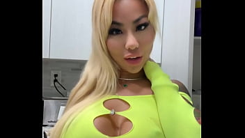 Hey Everyone It’s Victoria Liu I Will Be At Playhouse On Friday April 25th Tables Are Selling Out Fast Contact thumbnail
