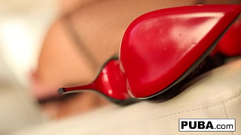 Hot milf fucks herself