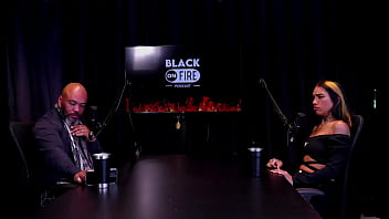 Morena faz stripper most os peitos depois de escolher quem senta mama ou passa e toda semana atualiza os exames nick niquita watch sheer red