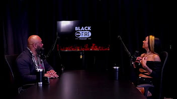 Morena faz stripper most os peitos depois de escolher quem senta mama ou passa e toda semana atualiza os exames nick niquita watch sheer red