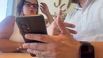 Ataquei a rola do corretor e mostrei que sou ótima pagadora boquete