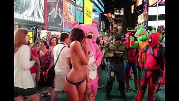 Nudity in manhattan