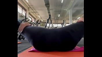 A cause de ce petit trou dans mon pantalon je suis rentée chez moi terminer