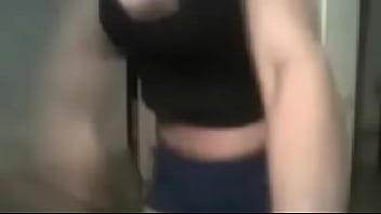 Ezedechina moviendose