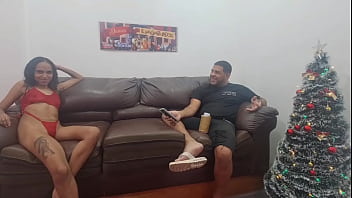 Dessinha a surfistinha faz revelações no só com leo quero fuder com com 08 homens fodi com dois e gostei